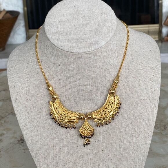 Bollywood Indian Gold Tone Neckkace - Picture 3 of 11